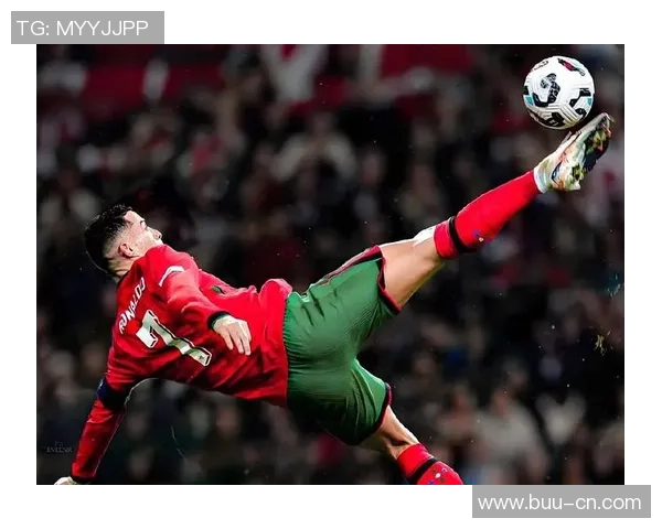 揭秘最矮足球明星的身高与他们的传奇故事