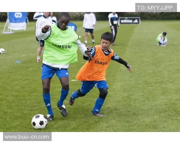 摩洛哥足球明星专访视频揭示他们的梦想与挑战