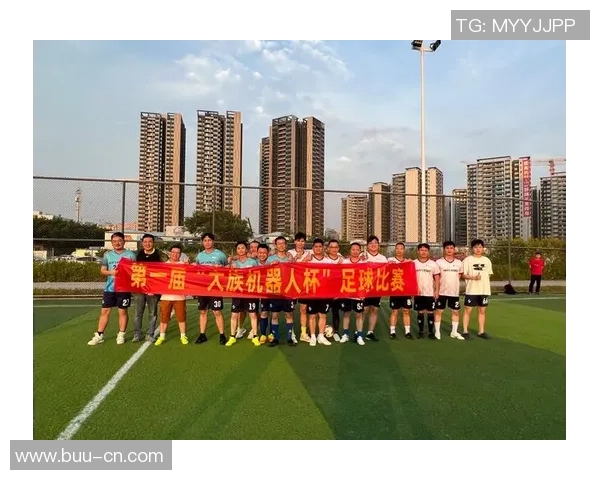 李丽的足球人生：从绿茵场到梦想实现的心路历程